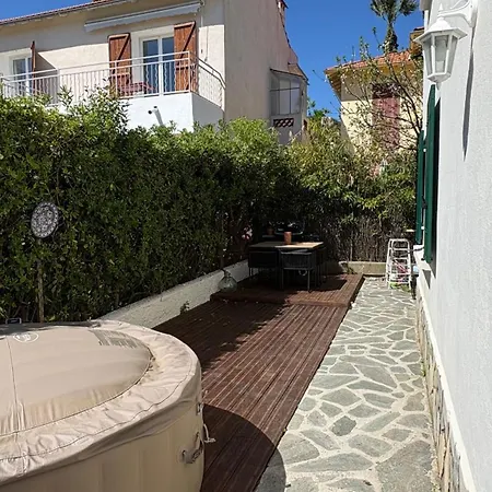 Maison Jane. Jardin Terrasse *